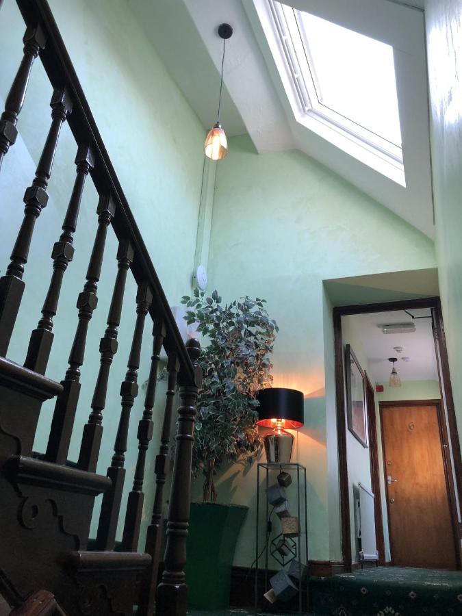 Aberthaw House Hotel Бари Екстериор снимка