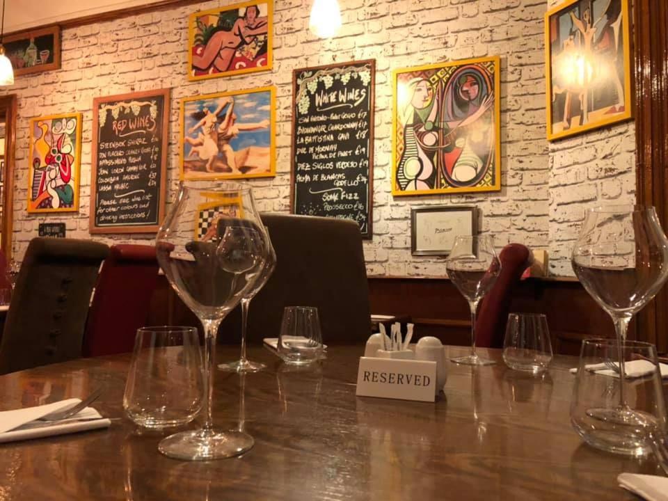 Aberthaw House Hotel Бари Екстериор снимка